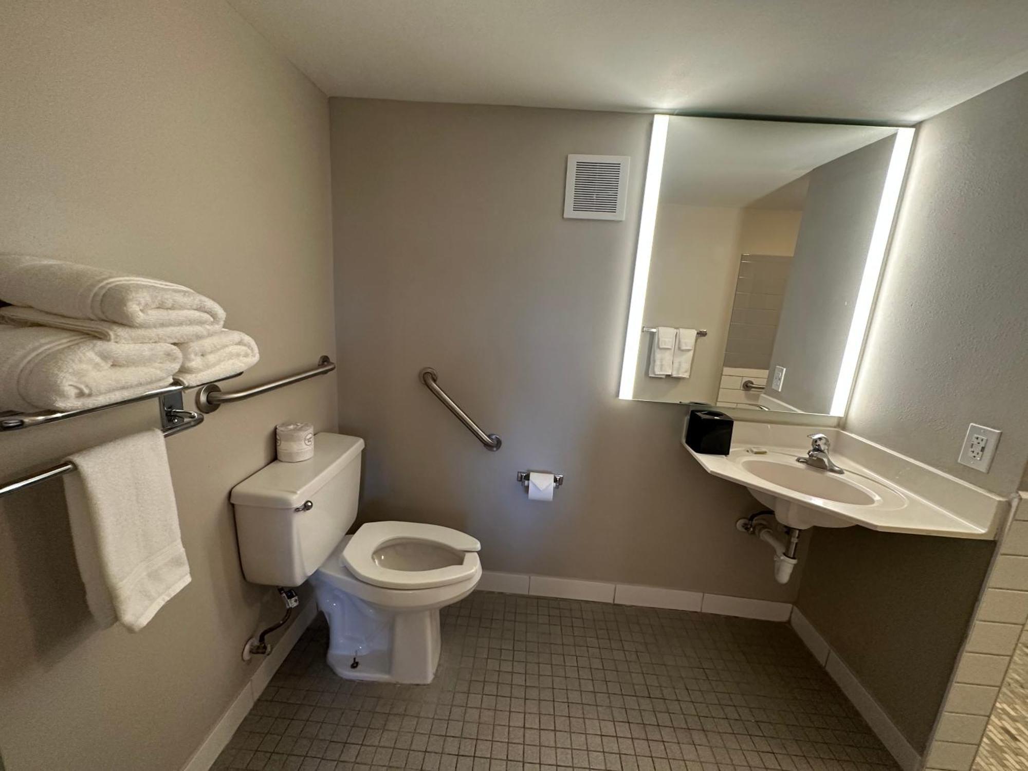 Days Inn By Wyndham Farmington Nm Bagian luar foto