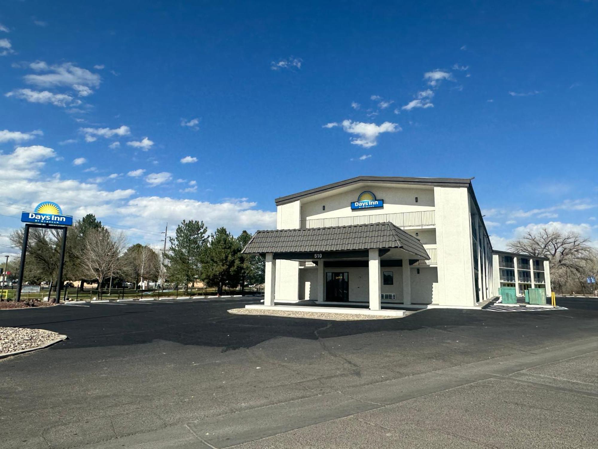 Days Inn By Wyndham Farmington Nm Bagian luar foto