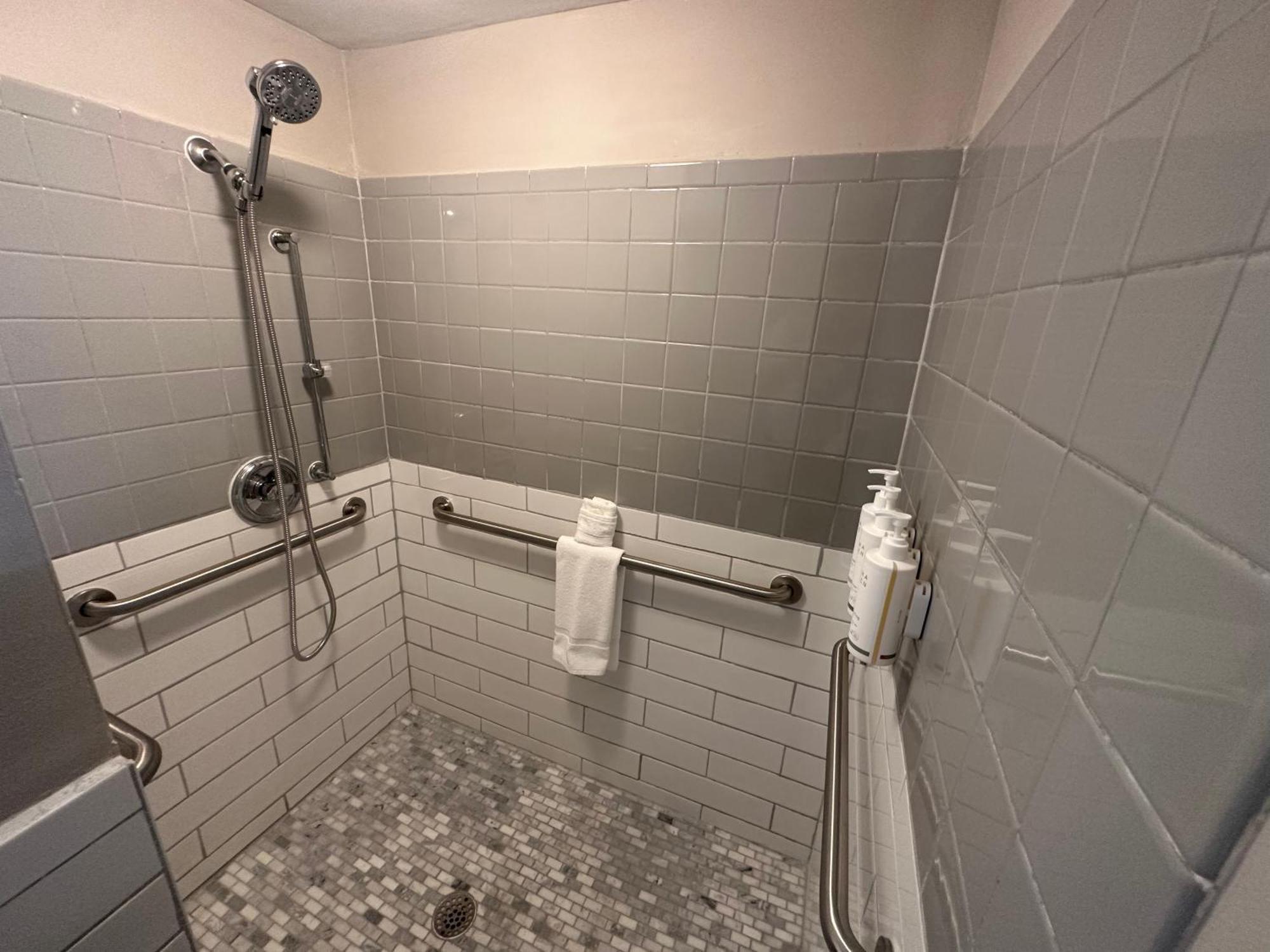 Days Inn By Wyndham Farmington Nm Bagian luar foto