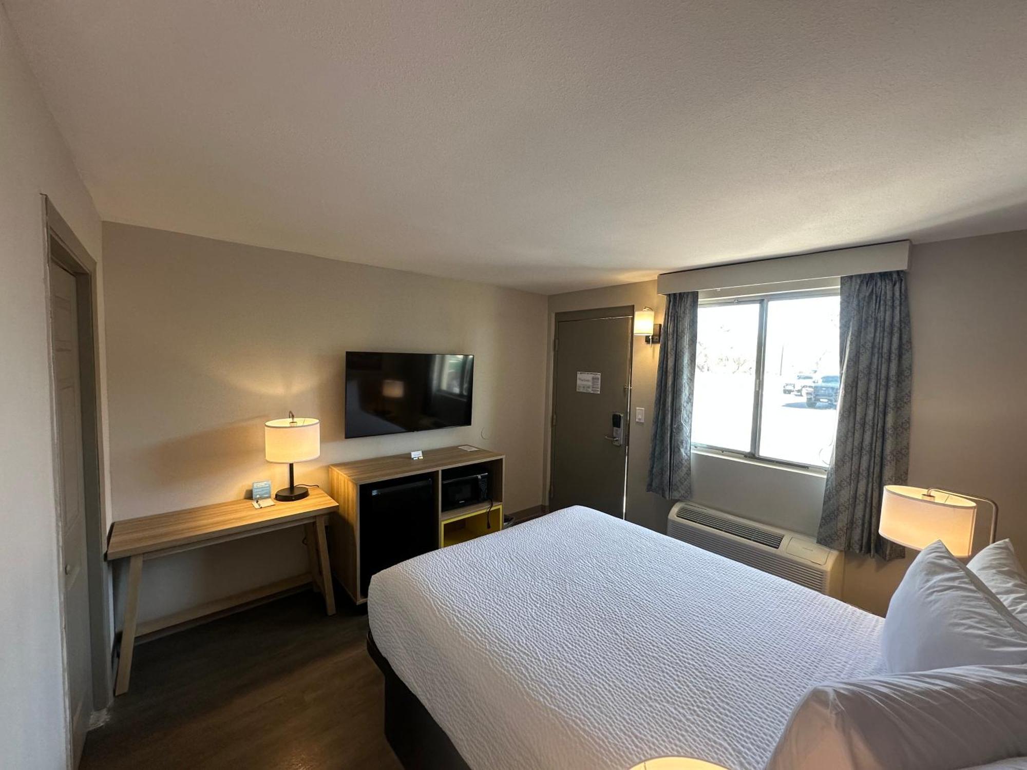 Days Inn By Wyndham Farmington Nm Bagian luar foto