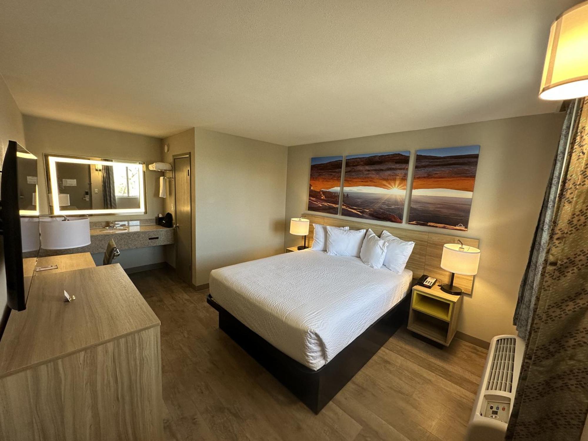 Days Inn By Wyndham Farmington Nm Bagian luar foto