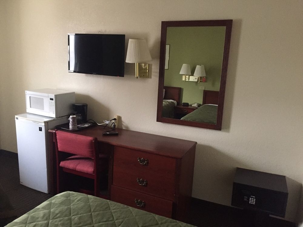 Days Inn By Wyndham Farmington Nm Bagian luar foto
